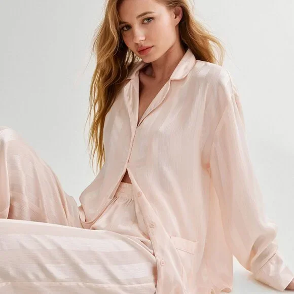 Nasty Gal Striped Jacquard Long Sleeves Pajama Set Champagne NWT - Picture 3 of 3